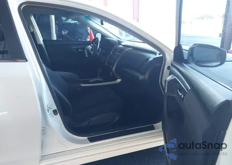 2013 Nissan Altima 3.5 Sv z USA, uszkodzony, nr VIN 1N4BL3AP0DN474543